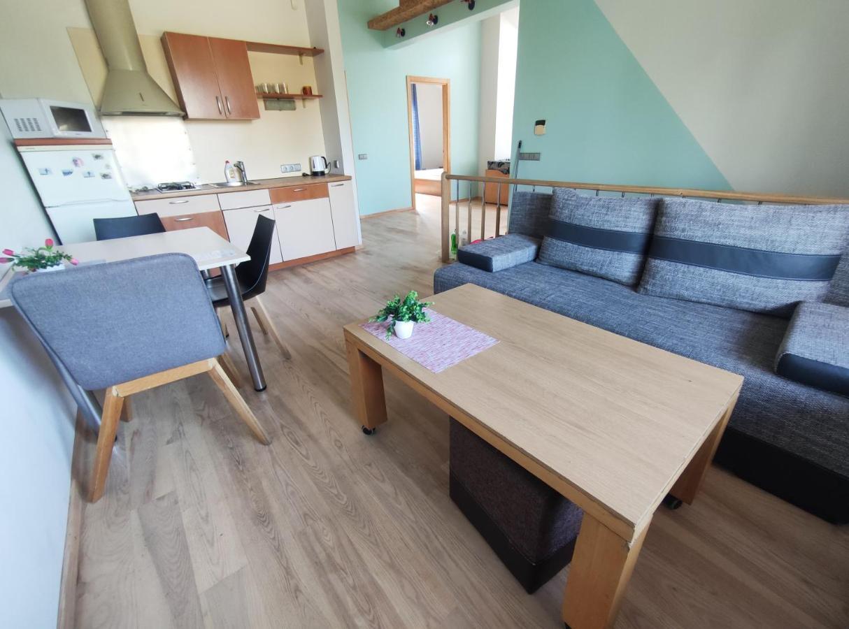 K-Town - Cozy Apartment Near The City Center カウナス エクステリア 写真